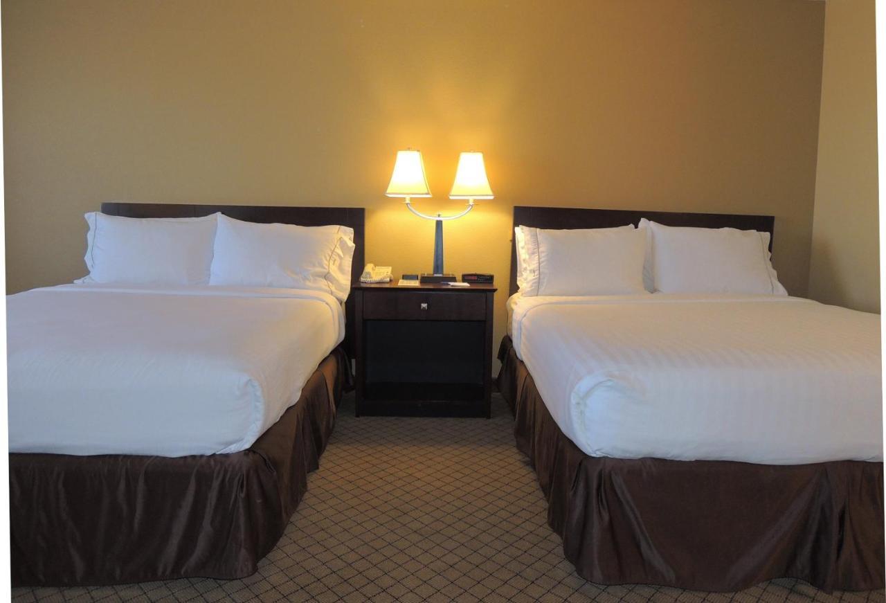 Holiday Inn Express Fallon By Ihg Ngoại thất bức ảnh