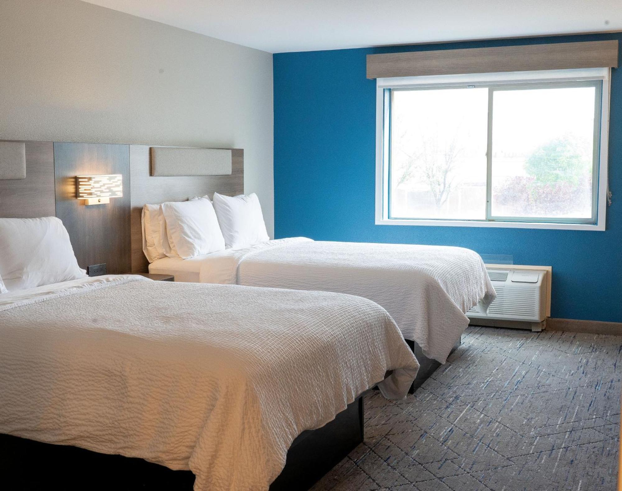 Holiday Inn Express Fallon By Ihg Ngoại thất bức ảnh