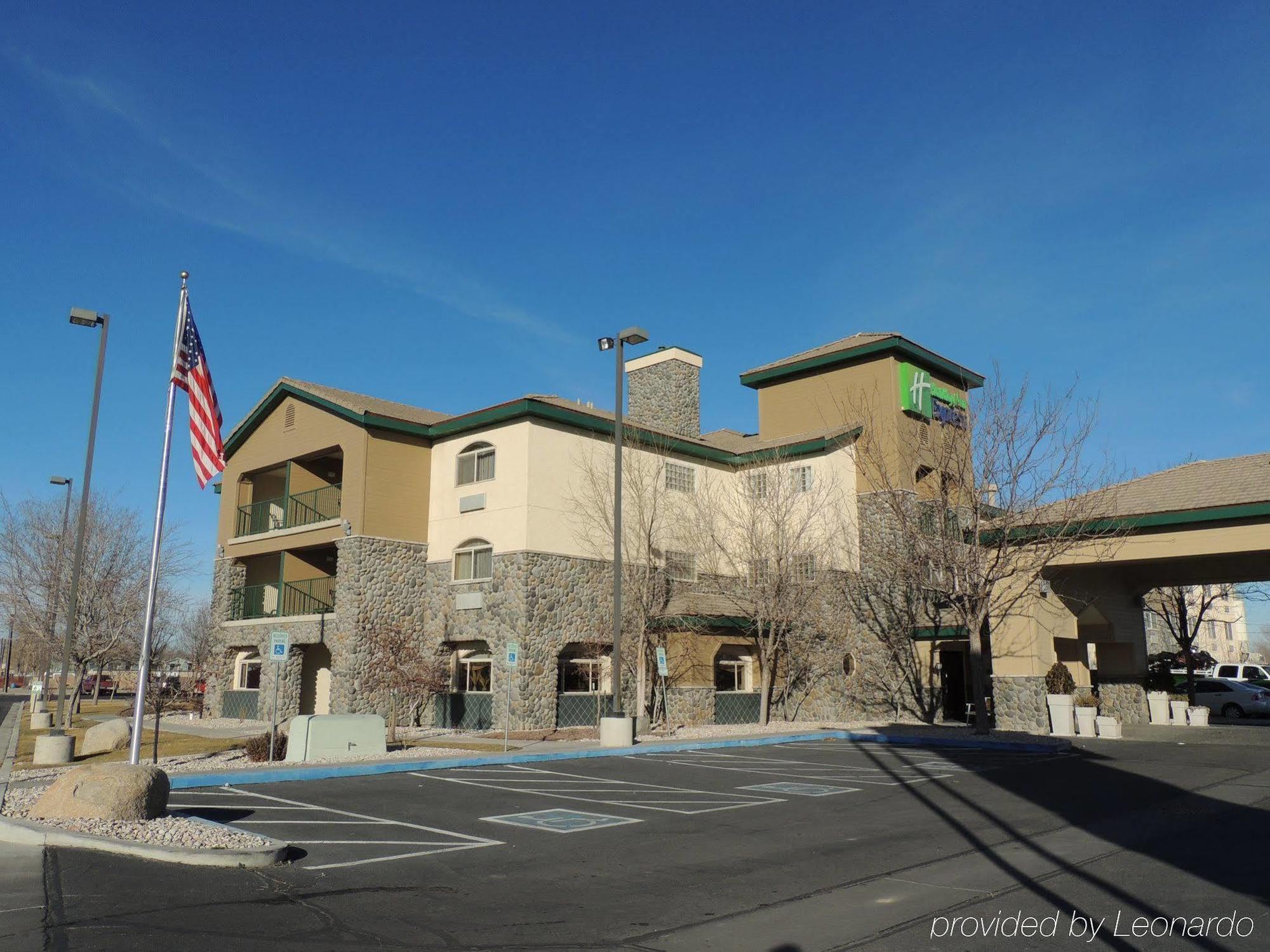 Holiday Inn Express Fallon By Ihg Ngoại thất bức ảnh