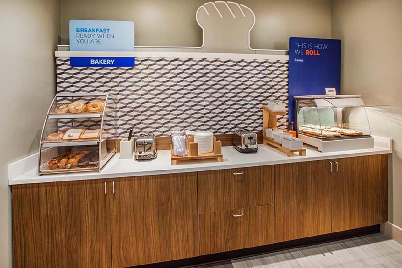 Holiday Inn Express Fallon By Ihg Ngoại thất bức ảnh